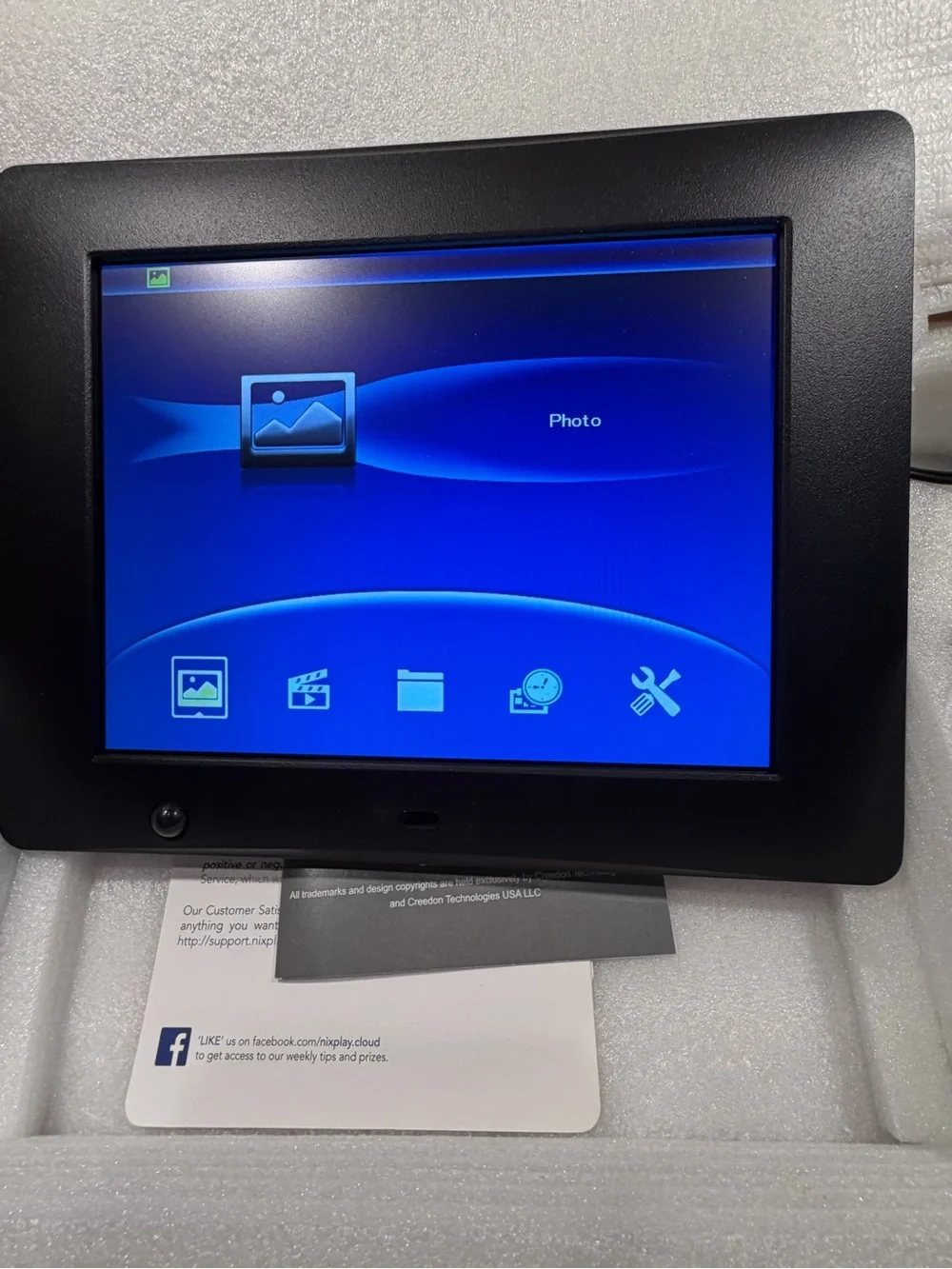 nix Motion Sensor Digital Photo Frame - Black